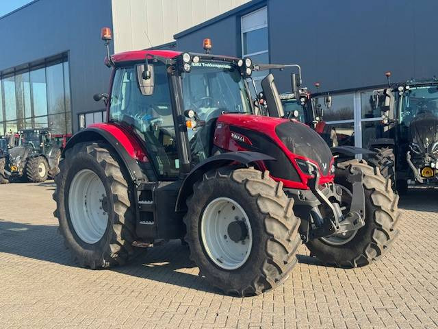 Valtra N134 Hitech - Tractor: foto 2 Valtra N134 Hitech - Tractor: foto 2