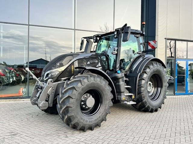 Valtra Q225 Alle opties! ook twintrac! - Tractor: foto 1 Valtra Q225 Alle opties! ook twintrac! - Tractor: foto 1