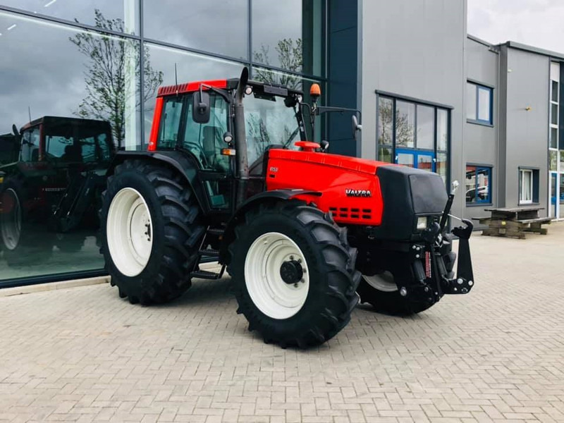 Valtra Valmet Zuidberg Fronthef - Tractor: foto 1 Valtra Valmet Zuidberg Fronthef - Tractor: foto 1