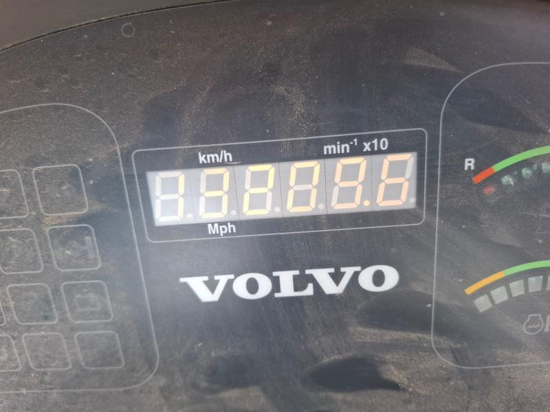 Cargadora de ruedas Volvo L 30: foto 16