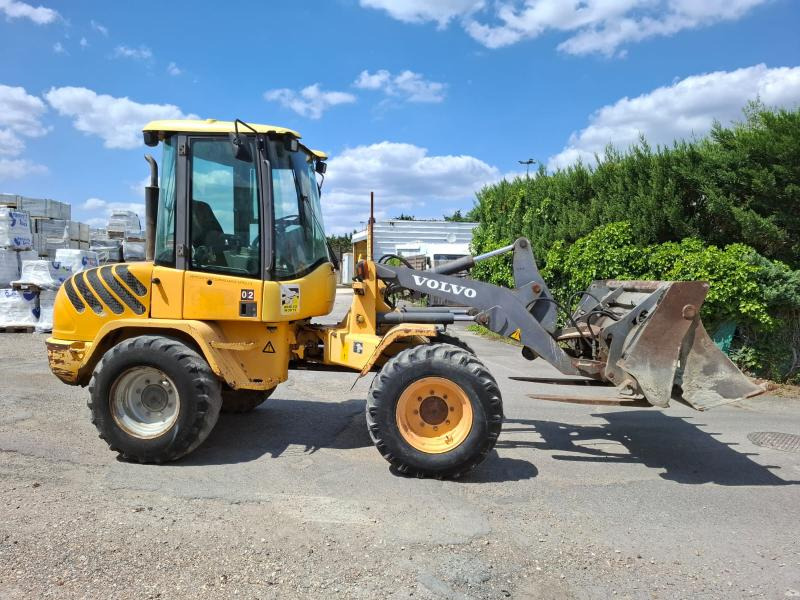 Cargadora de ruedas Volvo L 30: foto 8