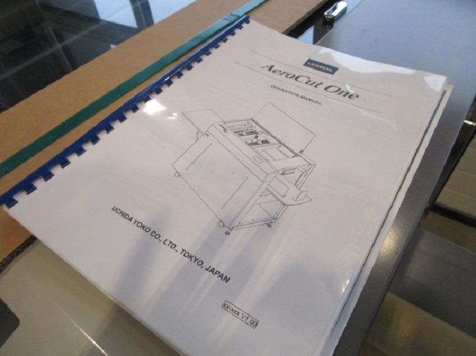 AUTOMATISCHES SCHNEIDSYSTEM UCHIDA AEROCUT ONE - Máquina de corte de papel: foto 5 AUTOMATISCHES SCHNEIDSYSTEM UCHIDA AEROCUT ONE - Máquina de corte de papel: foto 5