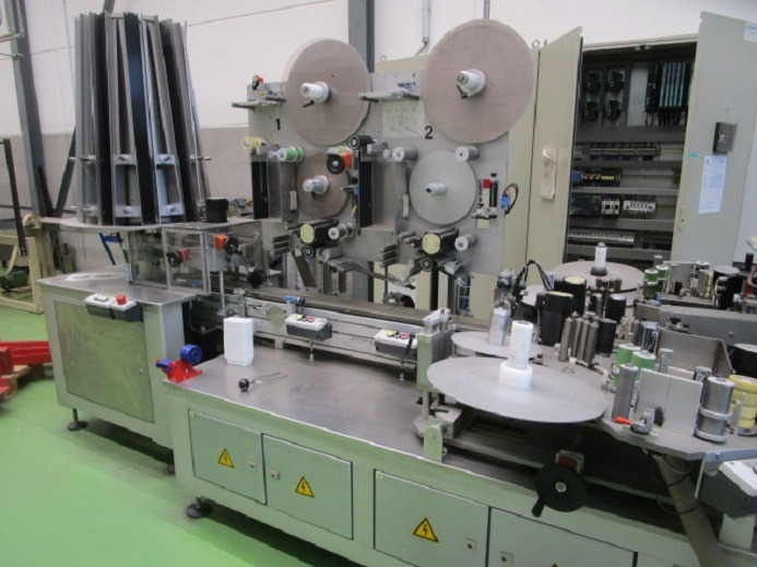 BECHER ETIKETTIERANLAGE SCHLEUTER GU 4S 6 - Maquinaria de embalaje: foto 4 BECHER ETIKETTIERANLAGE SCHLEUTER GU 4S 6 - Maquinaria de embalaje: foto 4