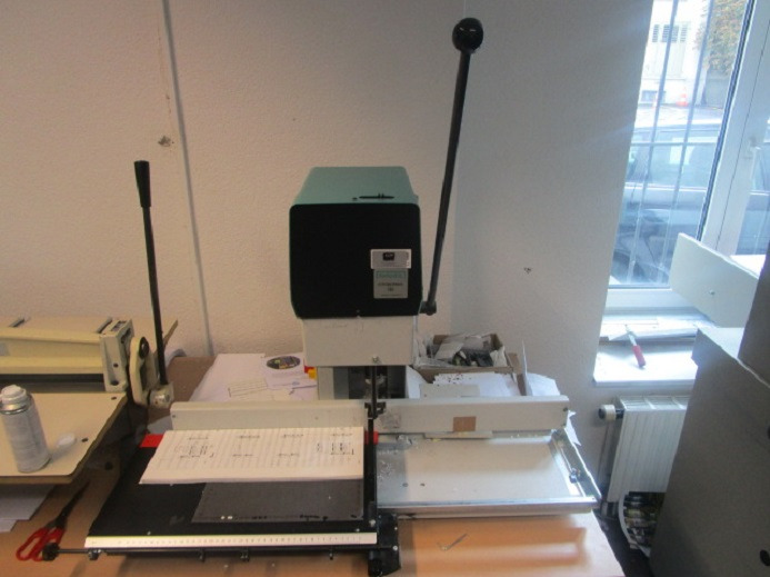 EINSPINDELBOHRMASCHINE NAGEL CITOBORMA 180 - Máquina de impresión: foto 2 EINSPINDELBOHRMASCHINE NAGEL CITOBORMA 180 - Máquina de impresión: foto 2