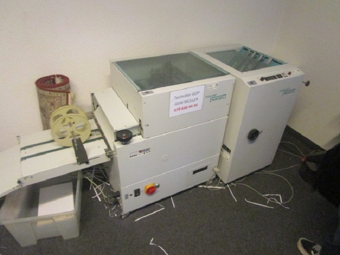 FALZ- UND HEFTMASCHINE NAGEL FOLDNAK 8 MIT TRIMMER - Plegadora de papel: foto 1 FALZ- UND HEFTMASCHINE NAGEL FOLDNAK 8 MIT TRIMMER - Plegadora de papel: foto 1