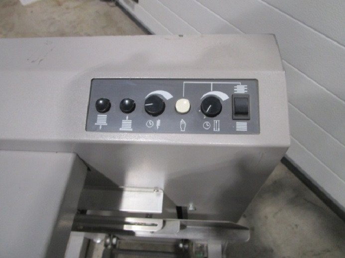 STAPELABSENKTISCH HORIZON ST-20 - Máquina de impresión: foto 3 STAPELABSENKTISCH HORIZON ST-20 - Máquina de impresión: foto 3