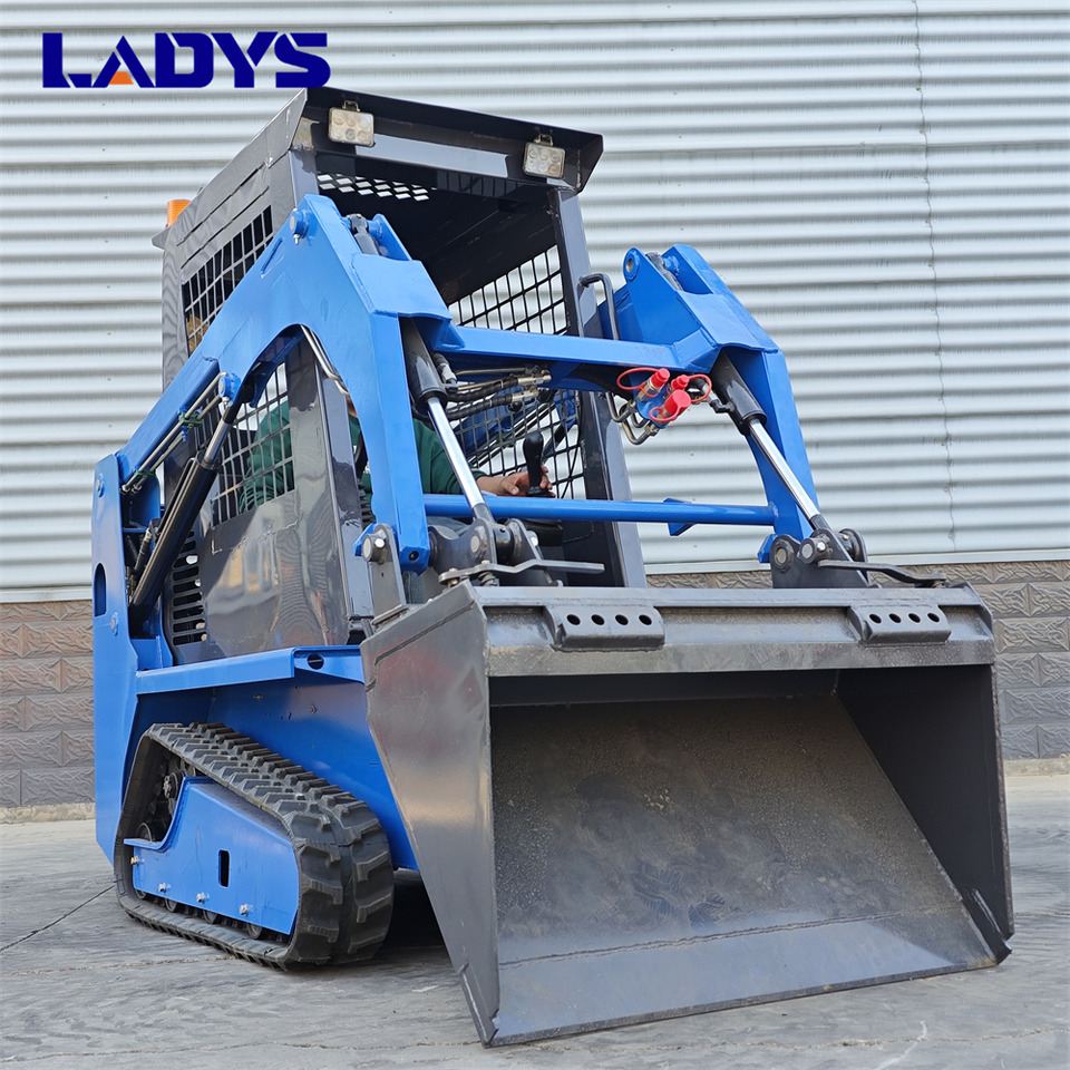 LADYS Free Shipping Mini Skid Steer Loader Compact Track Electric/Diesel Chinese Mini Skid Steer Loader For Sale With Mini Skid Steer Attachments 4 In 1 Bucket - Minicargadora: foto 2 LADYS Free Shipping Mini Skid Steer Loader Compact Track Electric/Diesel Chinese Mini Skid Steer Loader For Sale With Mini Skid Steer Attachments 4 In 1 Bucket - Minicargadora: foto 2