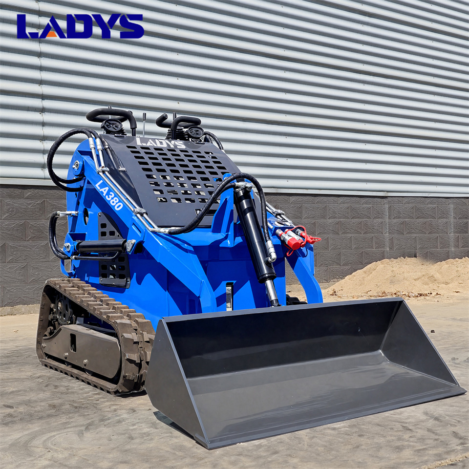 LADYS Free Shipping LA380 Mini Skid Steer Loader Compact Track Diesel Cheap Mini Skid Steer Loader For Sale With Mini Skid Steer Attachments 4 In 1 Bucket - Minicargadora: foto 1 LADYS Free Shipping LA380 Mini Skid Steer Loader Compact Track Diesel Cheap Mini Skid Steer Loader For Sale With Mini Skid Steer Attachments 4 In 1 Bucket - Minicargadora: foto 1