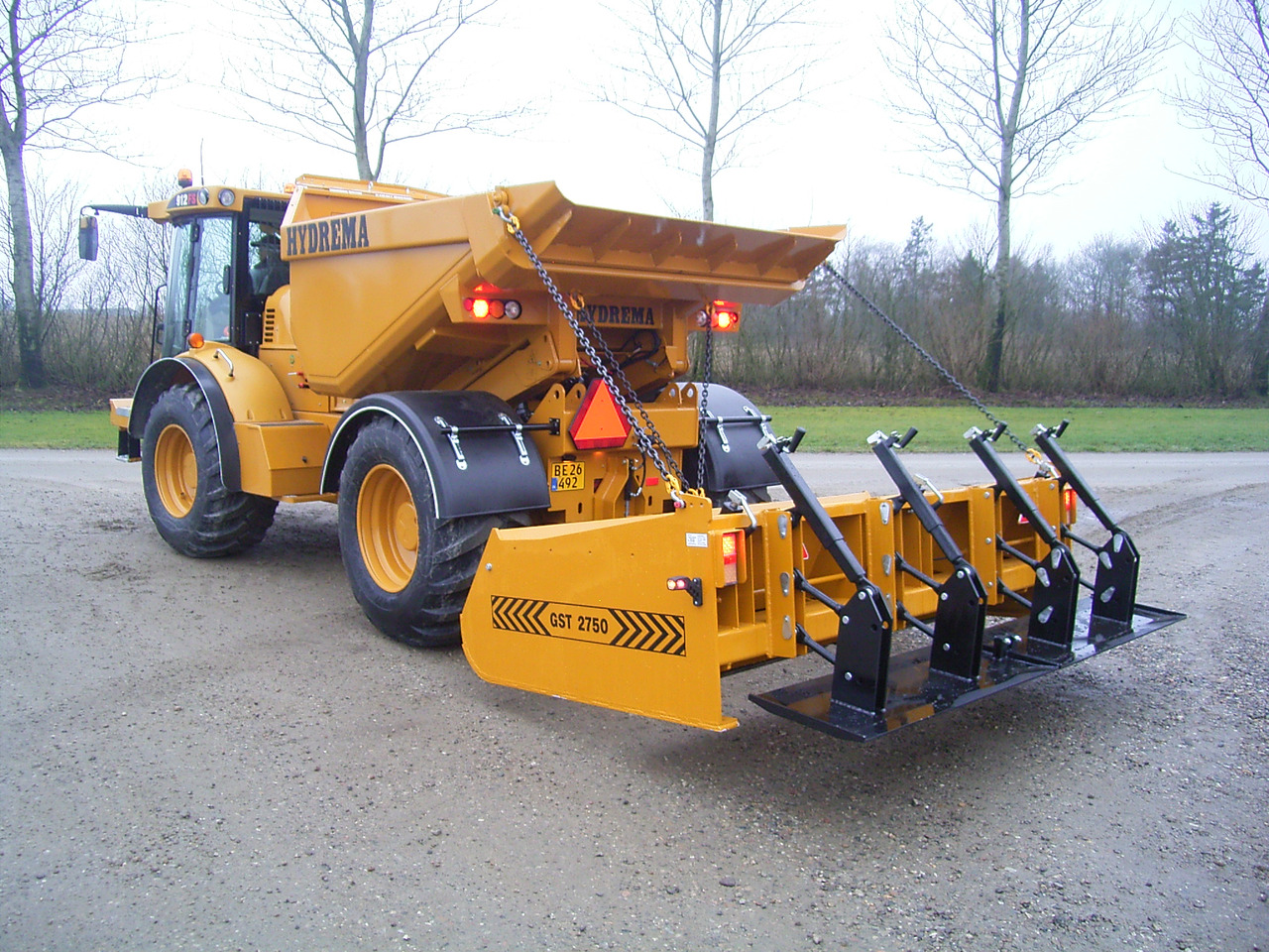 Mototraílla nuevo GST  1500-3000  Gravel Road leveler box laying of gravel  for trucks and tractor: foto 9