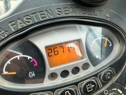 Miniexcavadora Bobcat E35 Cabine à 23500 € HT: foto 9