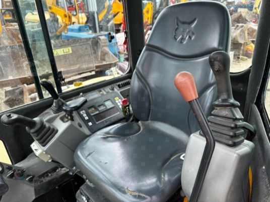 Miniexcavadora Bobcat E50: foto 10