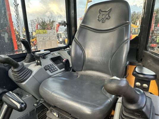 Bobcat E50 à 27 900 € HT - Miniexcavadora: foto 3 Bobcat E50 à 27 900 € HT - Miniexcavadora: foto 3