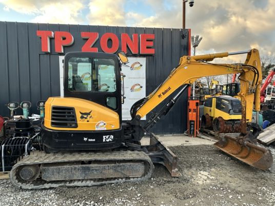 Bobcat E50 à 27 900 € HT - Miniexcavadora: foto 1 Bobcat E50 à 27 900 € HT - Miniexcavadora: foto 1