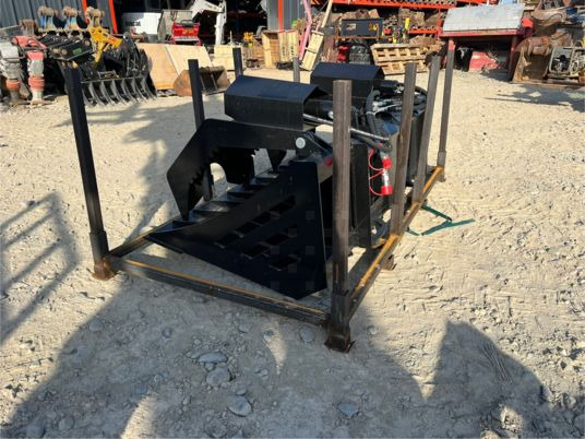 Godet grappin pour minichargeur - Cazo: foto 3 Godet grappin pour minichargeur - Cazo: foto 3