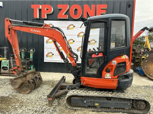 Kubota U35-3A3 Cabine à 24500€ ht - Miniexcavadora: foto 2 Kubota U35-3A3 Cabine à 24500€ ht - Miniexcavadora: foto 2