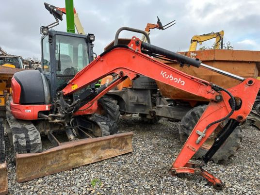 Kubota U48-4 à 21900 € HT - Miniexcavadora: foto 1 Kubota U48-4 à 21900 € HT - Miniexcavadora: foto 1