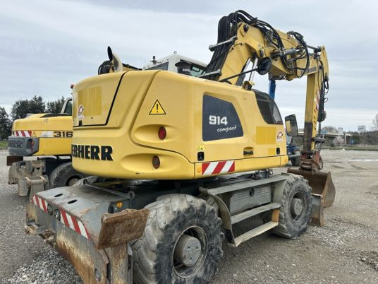 Liebherr A 914 COMPACT - Excavadora de ruedas: foto 1 Liebherr A 914 COMPACT - Excavadora de ruedas: foto 1