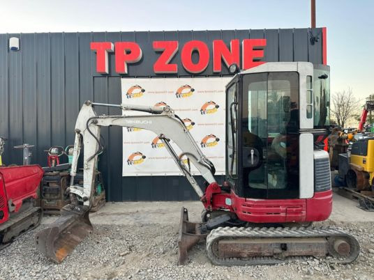 Miniexcavadora Takeuchi TB23R Cabine à 17 500 € HT: foto 15 Miniexcavadora Takeuchi TB23R Cabine à 17 500 € HT: foto 15