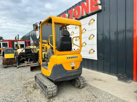 Yanmar SV18 à 14500 € HT - Miniexcavadora: foto 3 Yanmar SV18 à 14500 € HT - Miniexcavadora: foto 3