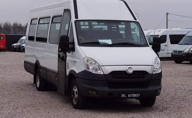 Iveco Daily 23 miejsca, KLIMA, WEBASTO - Autobús suburbano: foto 5 Iveco Daily 23 miejsca, KLIMA, WEBASTO - Autobús suburbano: foto 5