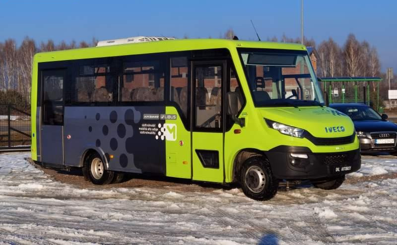 Iveco mobi city, klima, EURO VI ,rosero , sprinter - Autobús urbano: foto 1 Iveco mobi city, klima, EURO VI ,rosero , sprinter - Autobús urbano: foto 1