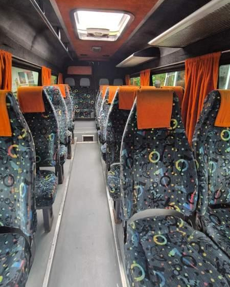 Mercedes-Benz Sprinter 20+8 - Minibús, Furgoneta de pasajeros: foto 2 Mercedes-Benz Sprinter 20+8 - Minibús, Furgoneta de pasajeros: foto 2