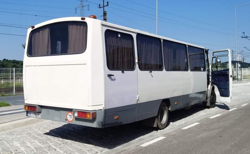 Mercedes-Benz Vario 814D 38+12 - Autobús suburbano: foto 4 Mercedes-Benz Vario 814D 38+12 - Autobús suburbano: foto 4