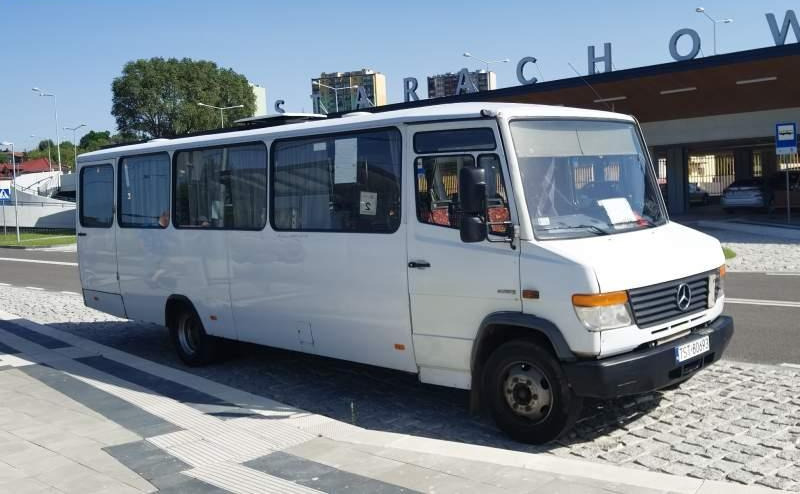 Mercedes-Benz Vario 814D 38+13 - Autobús suburbano: foto 2 Mercedes-Benz Vario 814D 38+13 - Autobús suburbano: foto 2