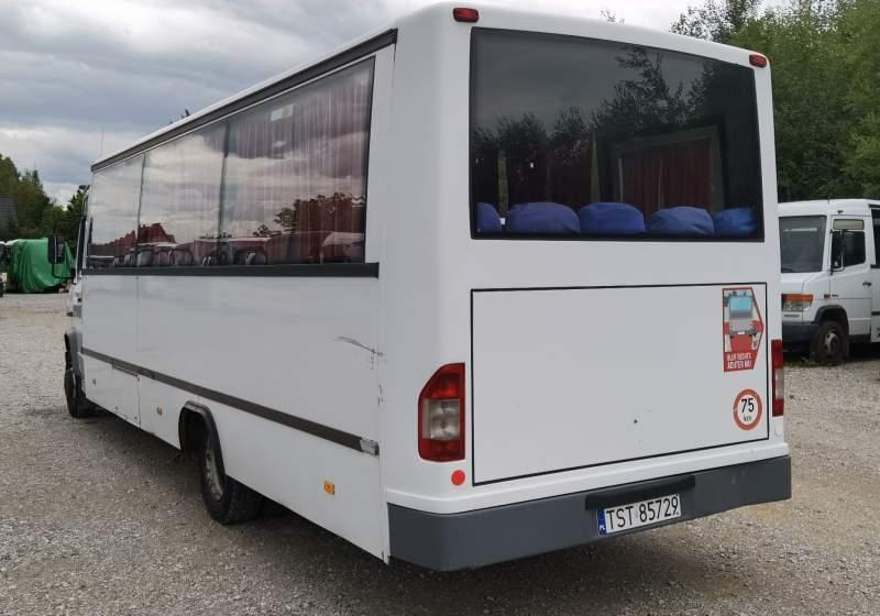 Mercedes-Benz Vario 814D 39+13 - Autobús suburbano: foto 5 Mercedes-Benz Vario 814D 39+13 - Autobús suburbano: foto 5