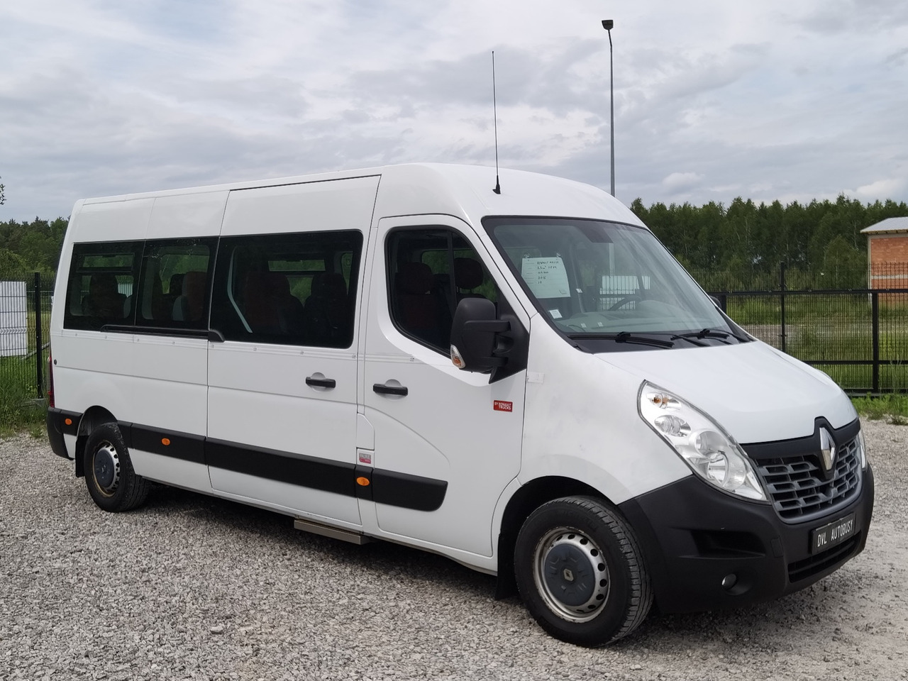 Renault Master 17 miejsc EURO 6 100tys km - Autobús suburbano: foto 3 Renault Master 17 miejsc EURO 6 100tys km - Autobús suburbano: foto 3