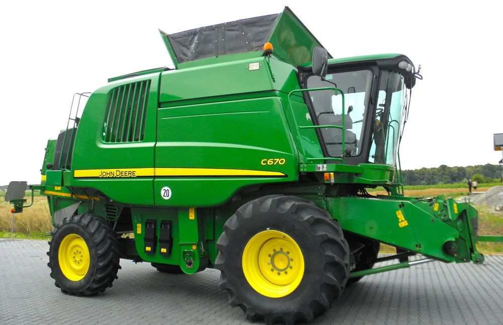 John Deere C 670 2008 Rok, heder 7,6m, 1900 mtg, Nie Malowany, Stan Idealny - Cosechadora de granos: foto 2 John Deere C 670 2008 Rok, heder 7,6m, 1900 mtg, Nie Malowany, Stan Idealny - Cosechadora de granos: foto 2