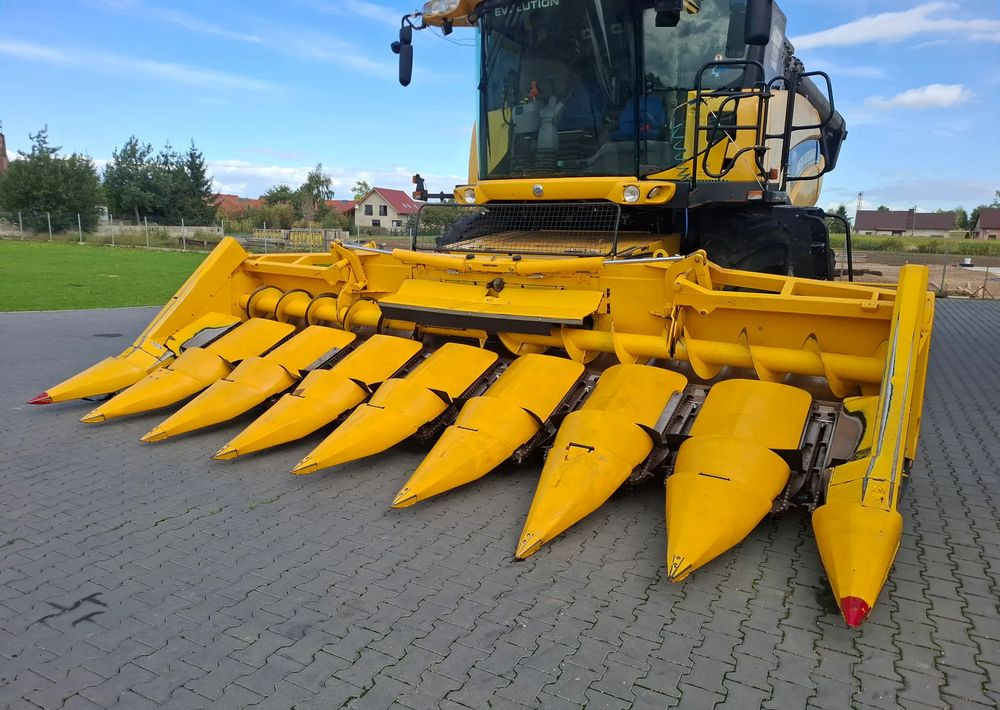 New Holland 8-75 2012 Rok, Przystawka do kukurydzy , Nie malowana, Stan Idealny - Cabezal de maíz: foto 1 New Holland 8-75 2012 Rok, Przystawka do kukurydzy , Nie malowana, Stan Idealny - Cabezal de maíz: foto 1