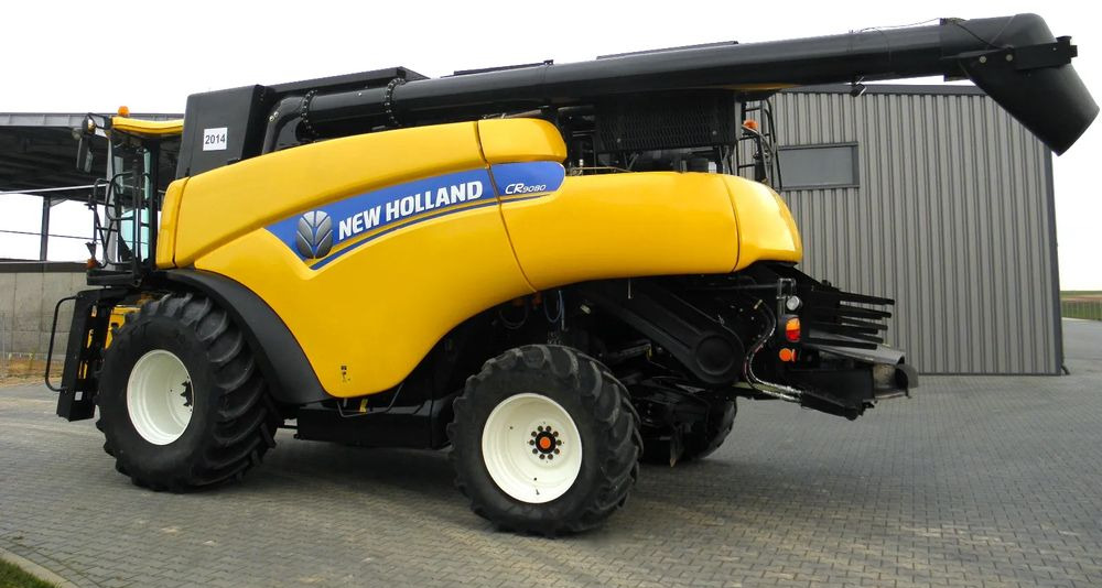 Cosechadora de granos New Holland CR9080 2013 Rok , heder Varifeed 9,15m, Nowsza Wersja, Nie Malowany, Stan Idealny: foto 9 Cosechadora de granos New Holland CR9080 2013 Rok , heder Varifeed 9,15m, Nowsza Wersja, Nie Malowany, Stan Idealny: foto 9