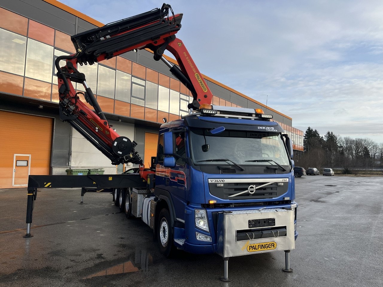 VOLVO FM 500 8X4 + Crane Palfinger PK53002SH YEAR 2016 + JIB PJ125 - Camión grúa: foto 1 VOLVO FM 500 8X4 + Crane Palfinger PK53002SH YEAR 2016 + JIB PJ125 - Camión grúa: foto 1