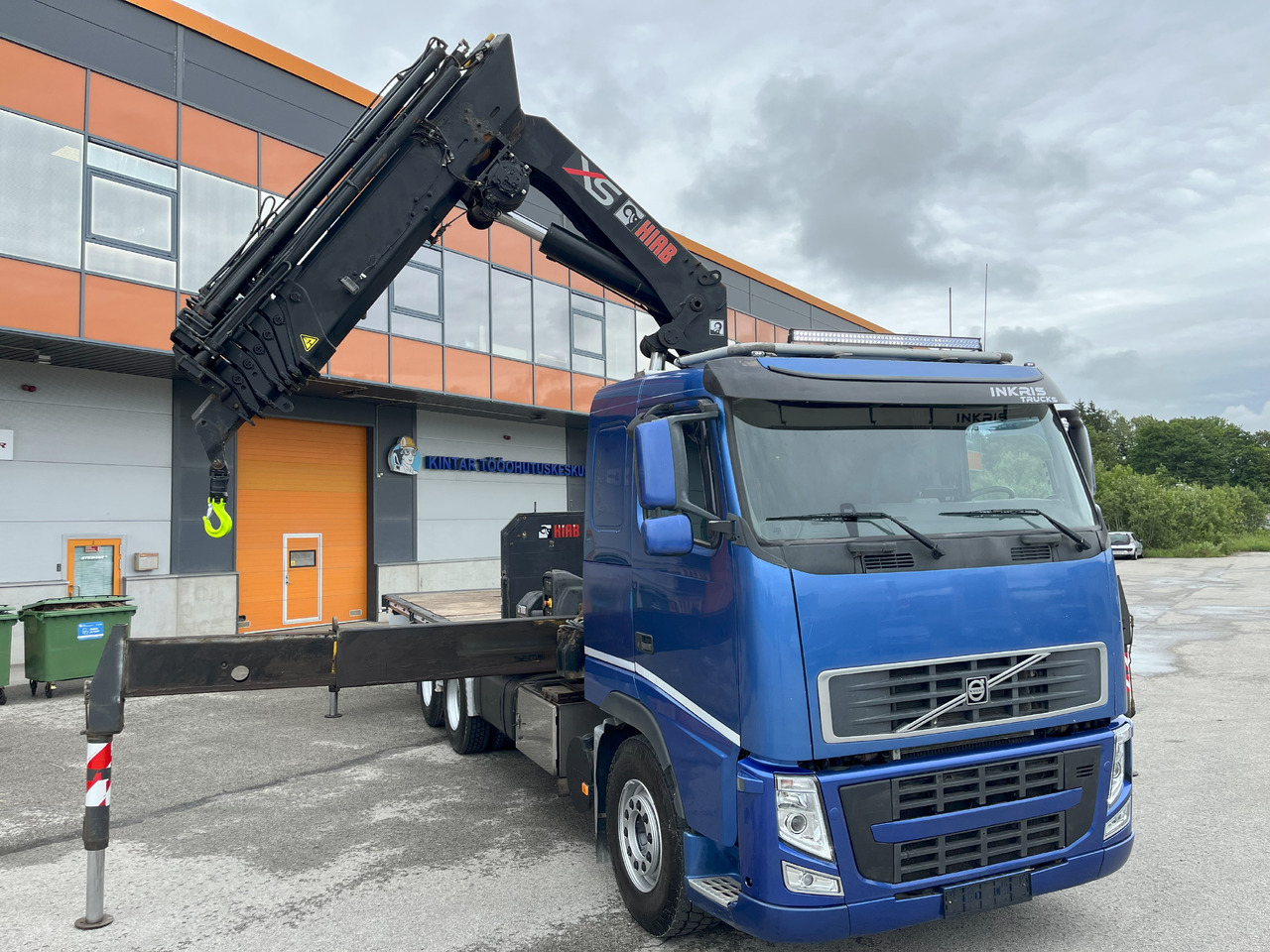 Volvo FH12 6x2 + CRANE HIAB XS 422 E6 - Camión grúa: foto 1 Volvo FH12 6x2 + CRANE HIAB XS 422 E6 - Camión grúa: foto 1