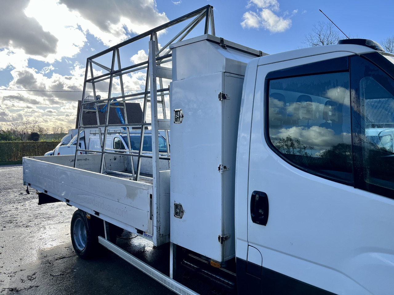 IVECO Daily 35-180 35c18 plateau - Caja abierta furgoneta: foto 5 IVECO Daily 35-180 35c18 plateau - Caja abierta furgoneta: foto 5