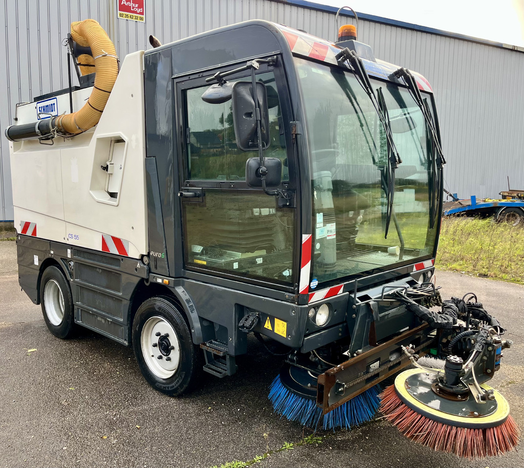 SCHMIDT Cs556 cs500 compact 400 - Barredora vial: foto 1 SCHMIDT Cs556 cs500 compact 400 - Barredora vial: foto 1