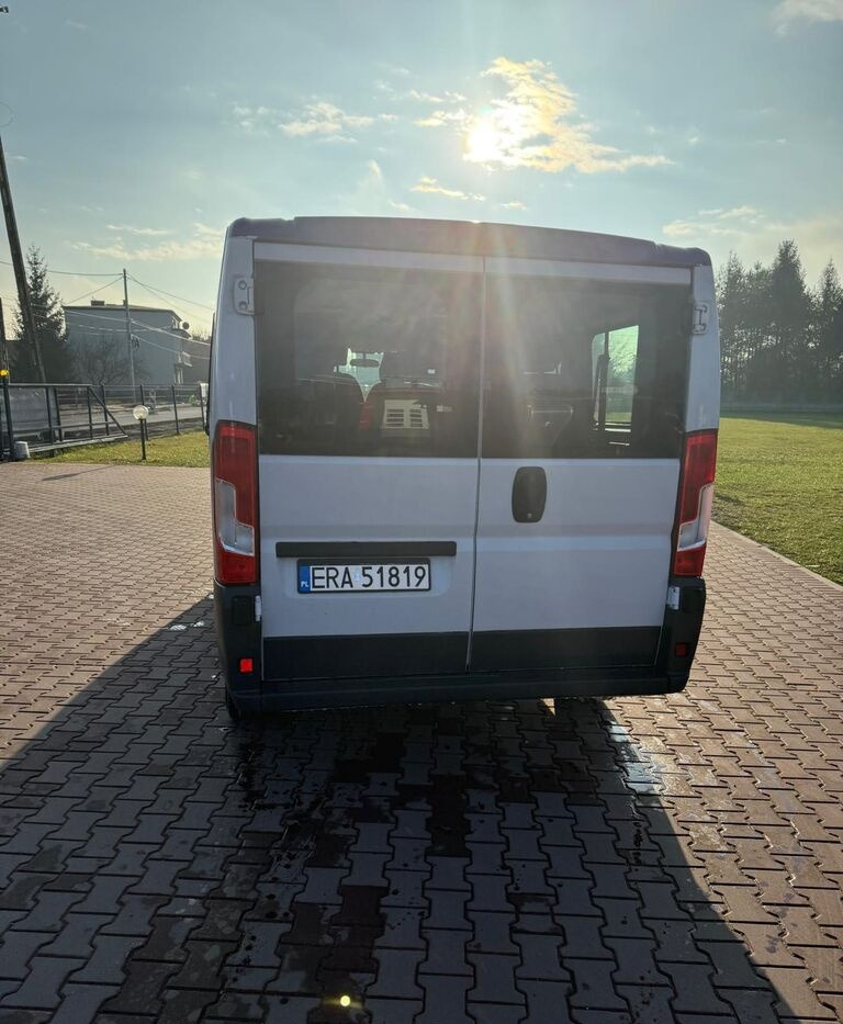 FIAT Ducato - Minibús, Furgoneta de pasajeros: foto 4 FIAT Ducato - Minibús, Furgoneta de pasajeros: foto 4