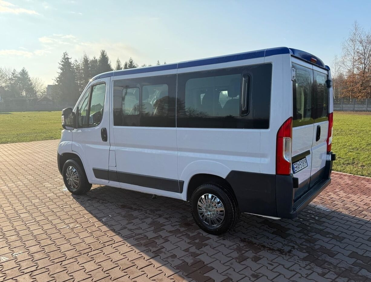 FIAT Ducato - Minibús, Furgoneta de pasajeros: foto 3 FIAT Ducato - Minibús, Furgoneta de pasajeros: foto 3