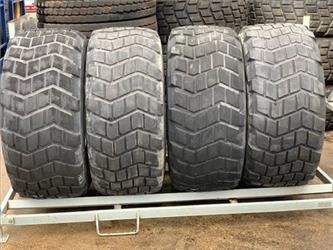 Michelin 18R22.5 (445/65R22.5) Michelin XS Extra Large - Neumático para Maquinaria agrícola: foto 1 Michelin 18R22.5 (445/65R22.5) Michelin XS Extra Large - Neumático para Maquinaria agrícola: foto 1