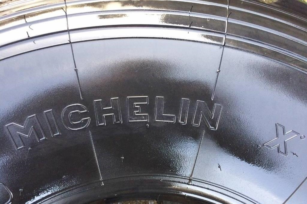 Michelin 525/65R20.5 XS - USED EN 80% - Neumático para Maquinaria agrícola: foto 5 Michelin 525/65R20.5 XS - USED EN 80% - Neumático para Maquinaria agrícola: foto 5