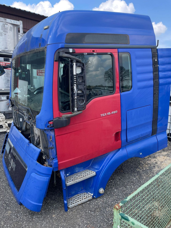 MAN Kabine MAN TGX 18.400 Euro 5 Bj. 2008 Fahrerhaus - Cabina e interior para Camión: foto 3 MAN Kabine MAN TGX 18.400 Euro 5 Bj. 2008 Fahrerhaus - Cabina e interior para Camión: foto 3