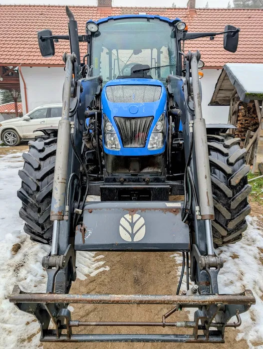 New Holland T5.115 - Tractor: foto 4 New Holland T5.115 - Tractor: foto 4