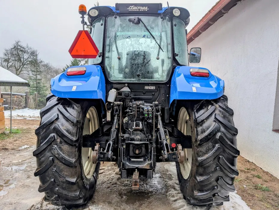 New Holland T5.115 - Tractor: foto 3 New Holland T5.115 - Tractor: foto 3