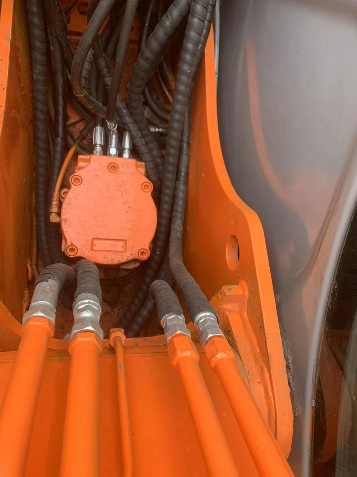 HITACHI ZX60 - Miniexcavadora: foto 4 HITACHI ZX60 - Miniexcavadora: foto 4