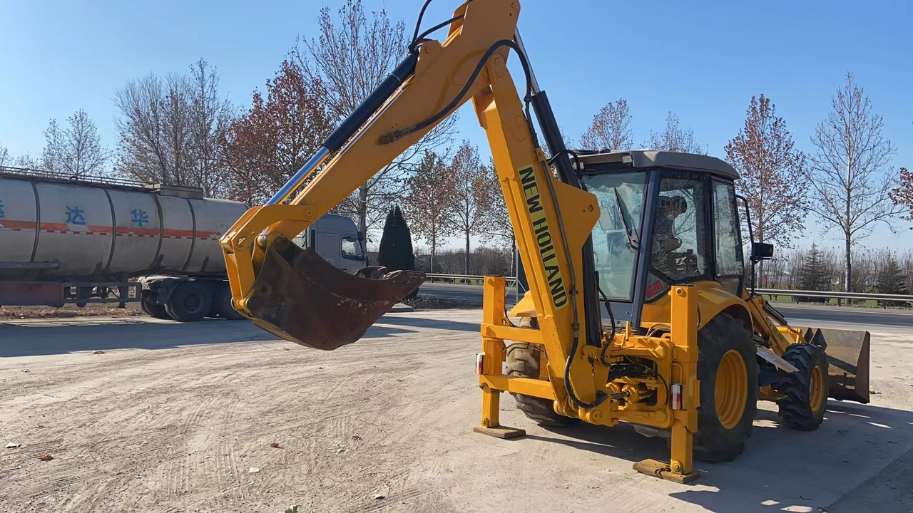 NEW HOLLAND LB95 - Retroexcavadora: foto 3 NEW HOLLAND LB95 - Retroexcavadora: foto 3