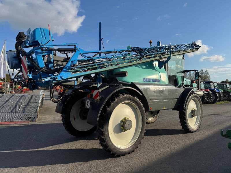BERTHOUD RAPTOR 3240 - Pulverizador autopropulsado: foto 3 BERTHOUD RAPTOR 3240 - Pulverizador autopropulsado: foto 3