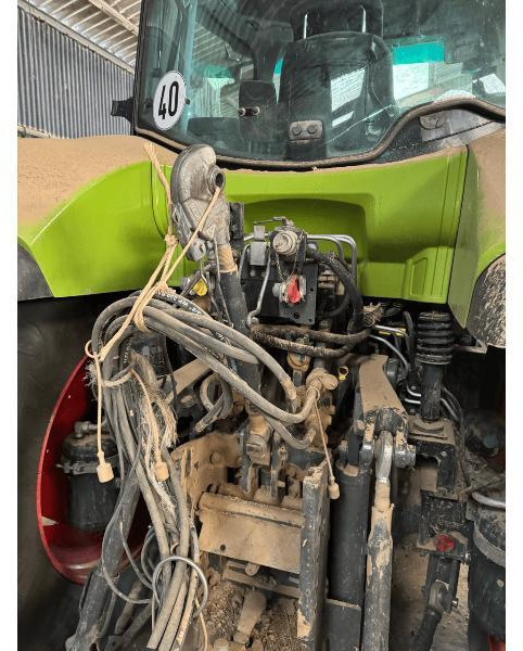 CLAAS ARION 530 CIS - Tractor: foto 2 CLAAS ARION 530 CIS - Tractor: foto 2