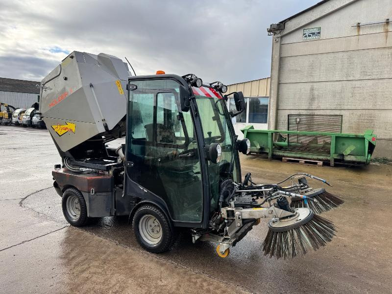 HOLDER X45i - Barredora cucharón: foto 3 HOLDER X45i - Barredora cucharón: foto 3