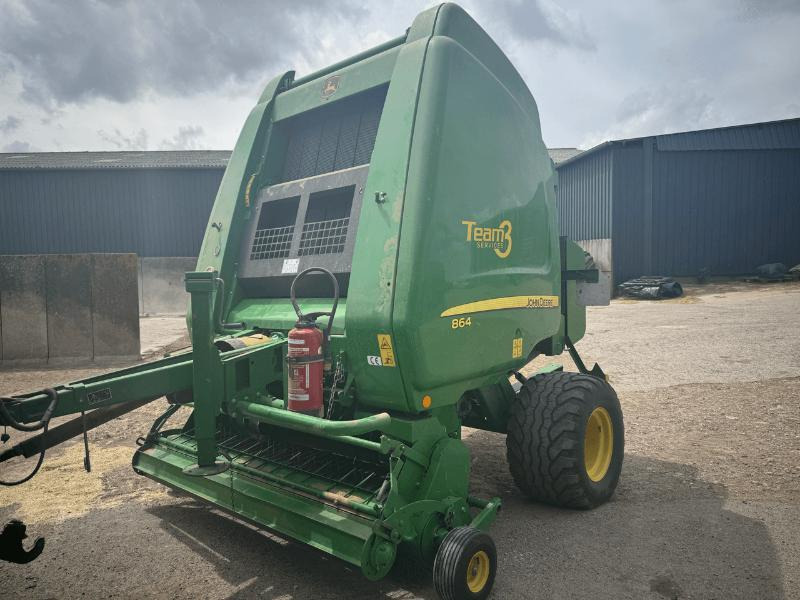 JOHN DEERE 864 - Rotoempacadora: foto 1 JOHN DEERE 864 - Rotoempacadora: foto 1